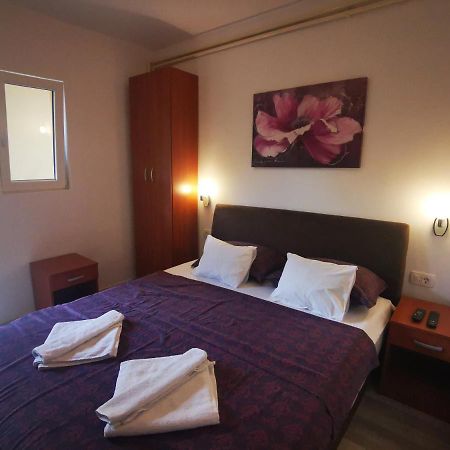 Radovic Apartments Budva Luaran gambar